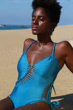 Fret Voltage One-Piece